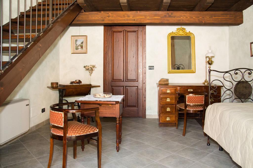 Casa Del Grande Vecchio Acomodação com café da manhã Airasca Quarto foto