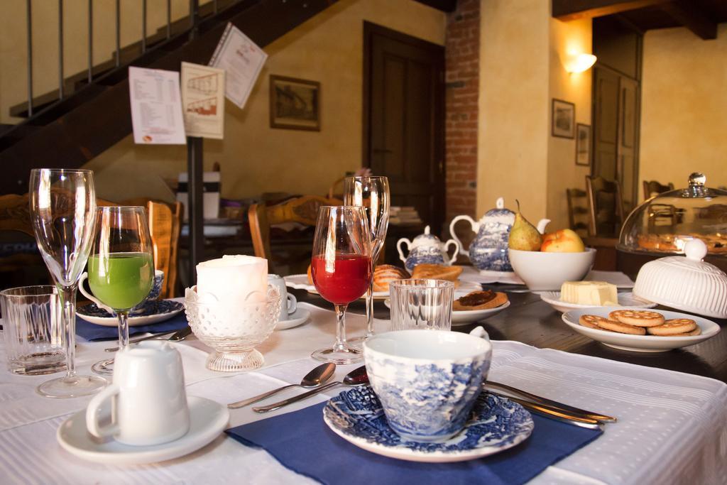 Casa Del Grande Vecchio Acomodação com café da manhã Airasca Exterior foto