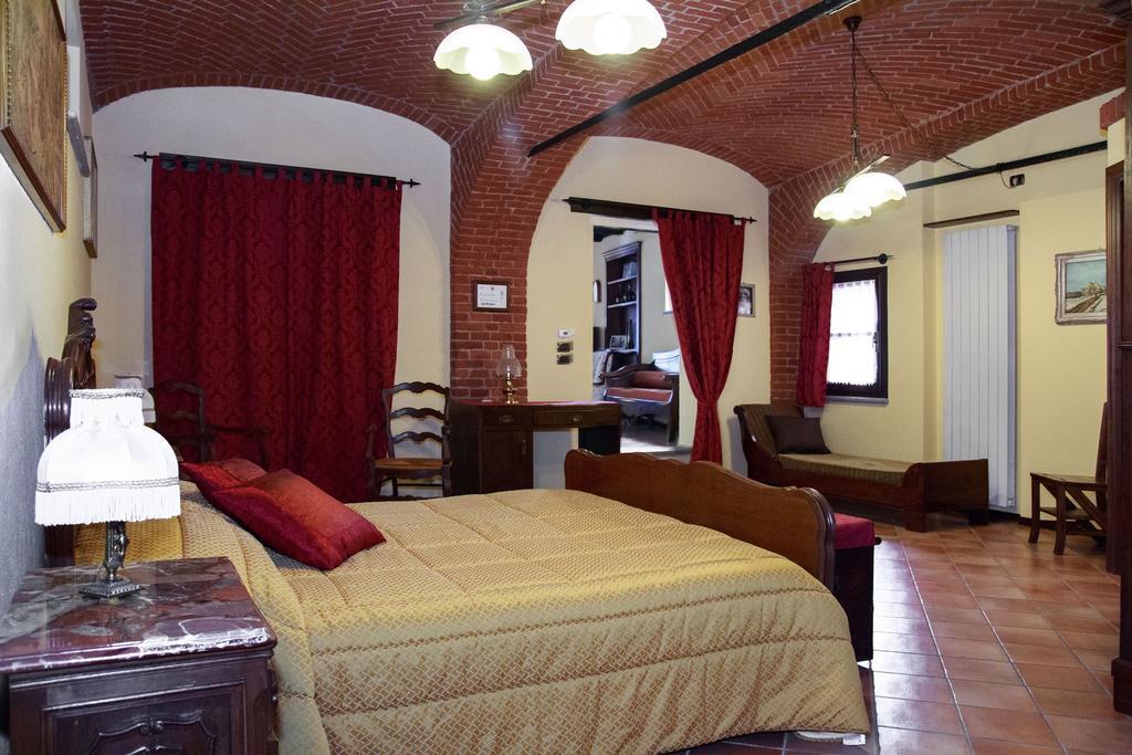 Casa Del Grande Vecchio Acomodação com café da manhã Airasca Exterior foto