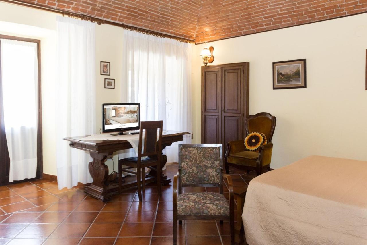 Casa Del Grande Vecchio Acomodação com café da manhã Airasca Exterior foto
