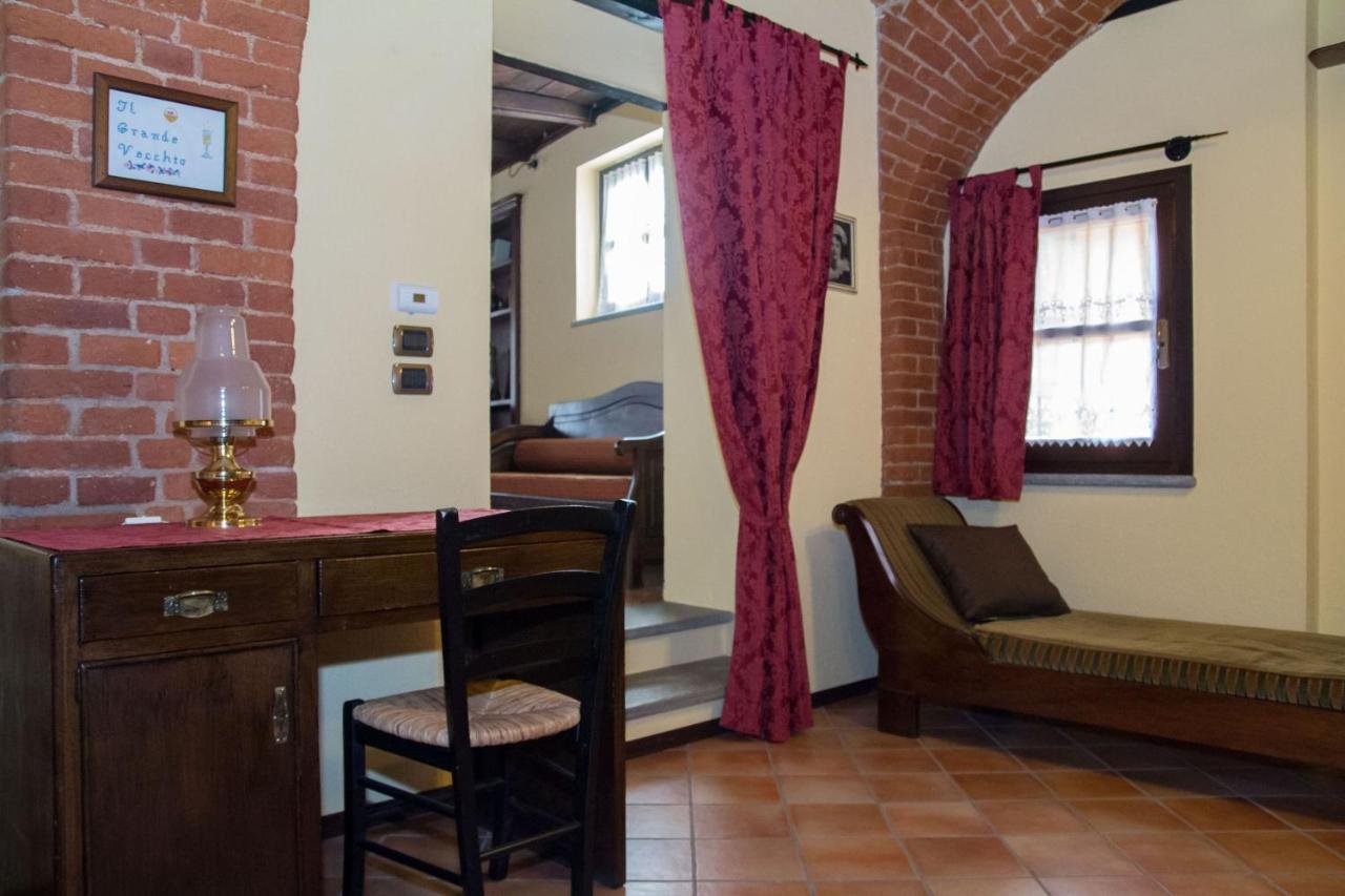 Casa Del Grande Vecchio Acomodação com café da manhã Airasca Exterior foto