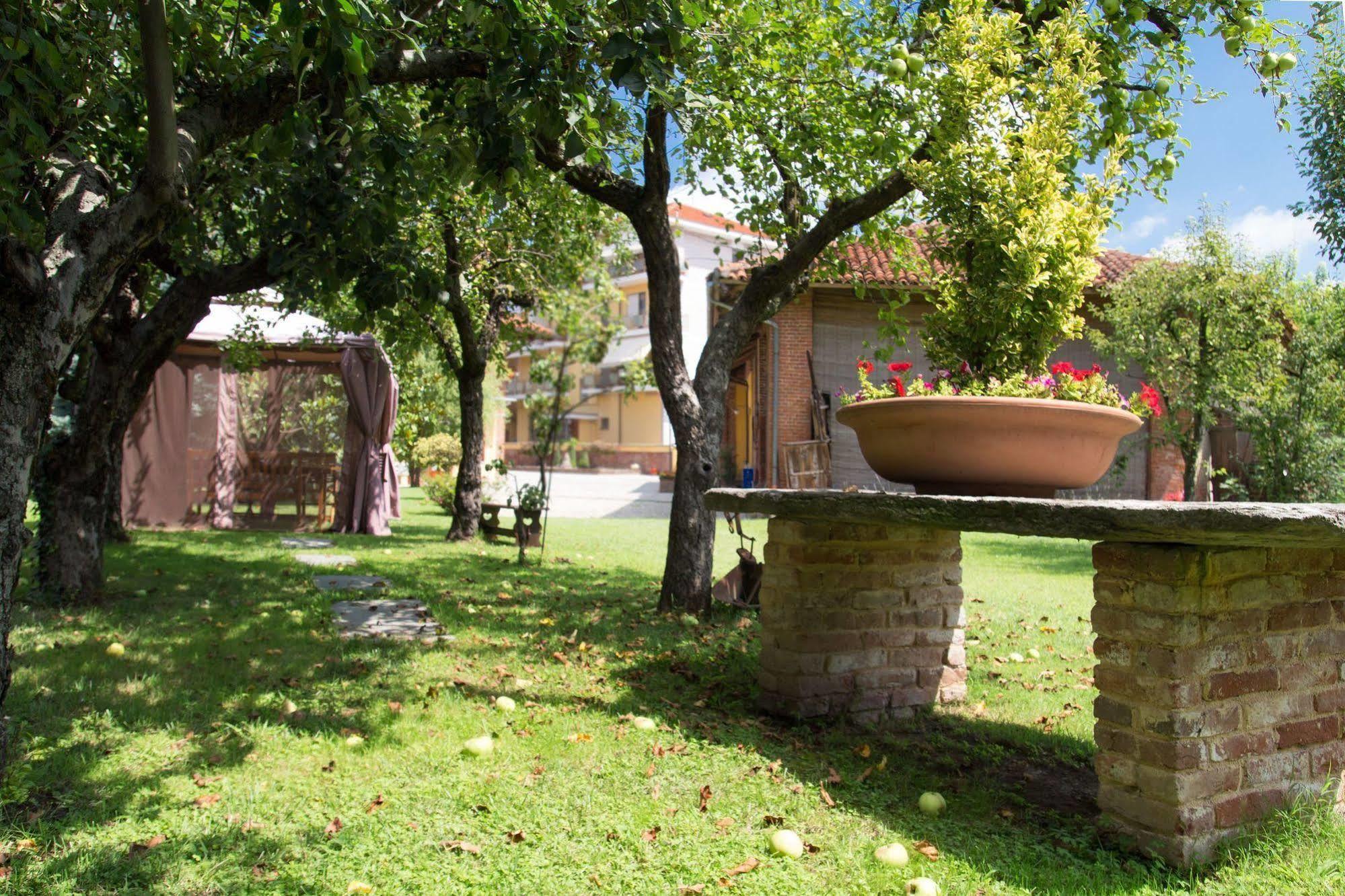 Casa Del Grande Vecchio Acomodação com café da manhã Airasca Exterior foto